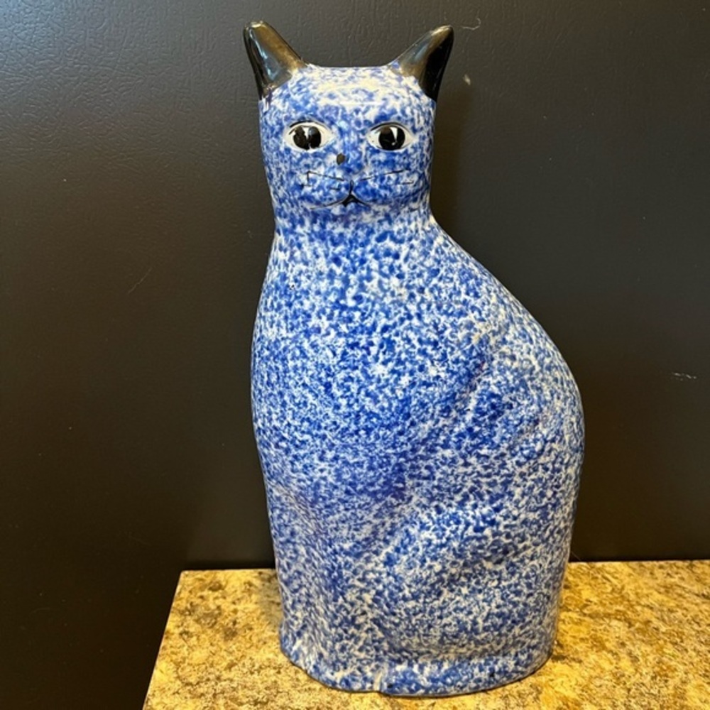 Vintage Enesco Ceramic Glazed Blue & White Spongeware Sitting Cat Statue Taiwan